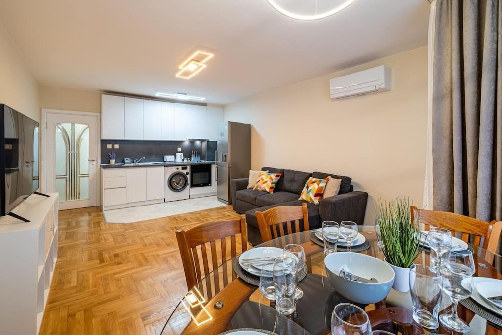Varna Central 2Bdrm Apartment Экстерьер фото